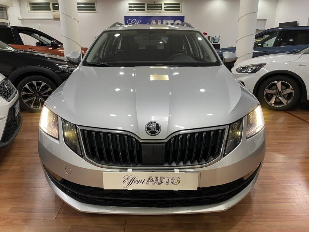 Immagine di SKODA OCTAVIA WAGON 1.6TDI 116CV EDITION DESIGN