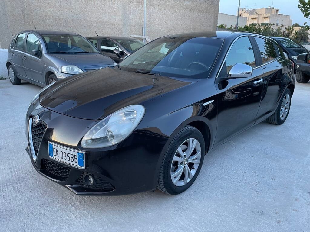 Immagine di ALFA ROMEO GIULIETTA 1.6 MJT 105CV DISTINCTIVE