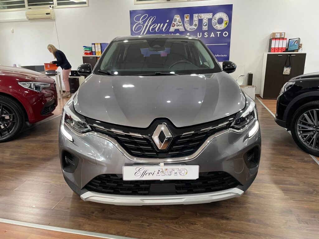 Immagine di RENAULT CAPTUR BLUE dCi 115CV EDC BUSINESS