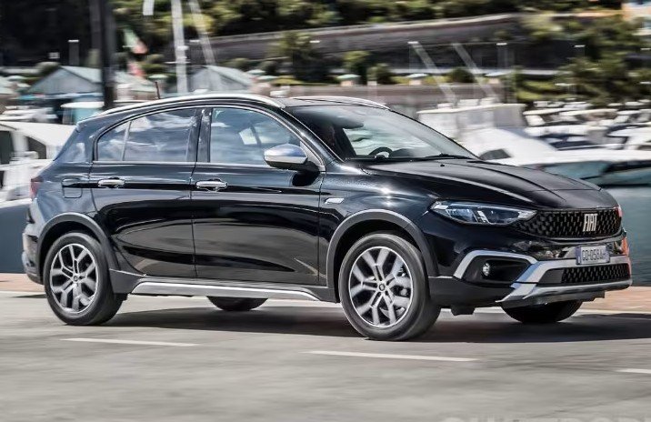 Immagine di FIAT TIPO 1.6 MJT 130CV CROSS 5PORTE – 2022