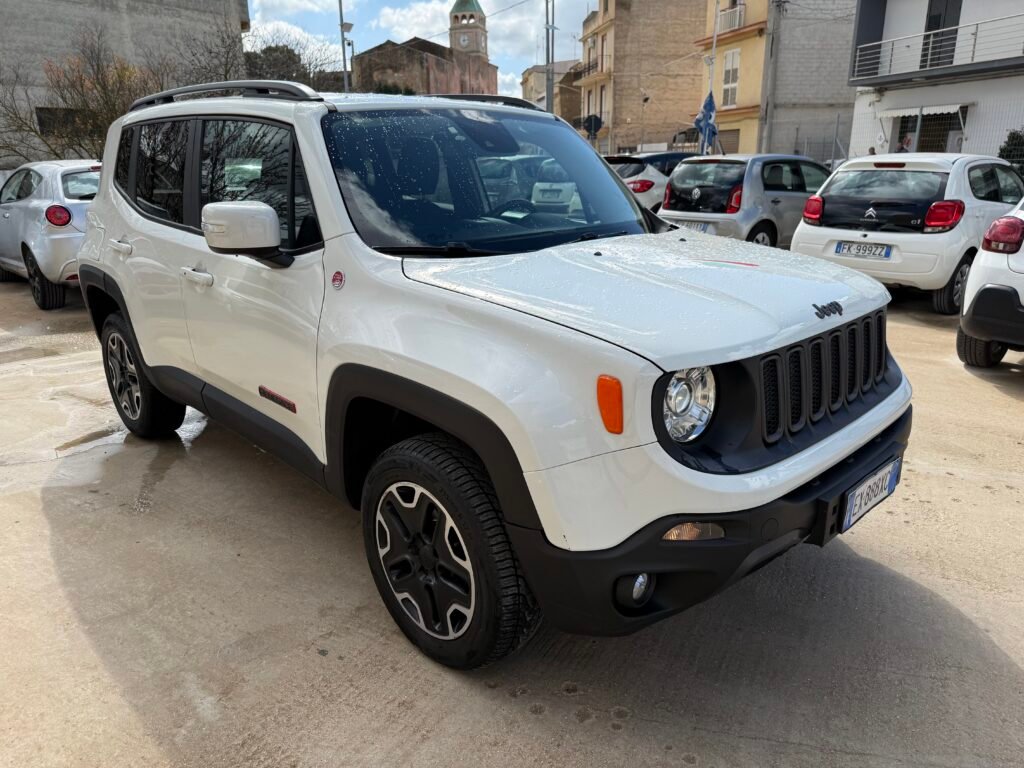 Immagine di JEEP RENEGADE 2.0 MJT 170CV TRAILHAWK 4WD – 2015