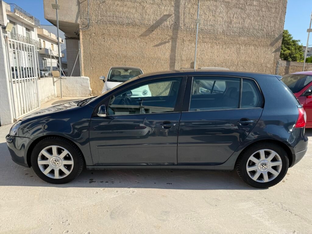 Immagine di VOLKSWAGEN GOLF 5 2.0 TDI 140CV SPORTLINE – 2005